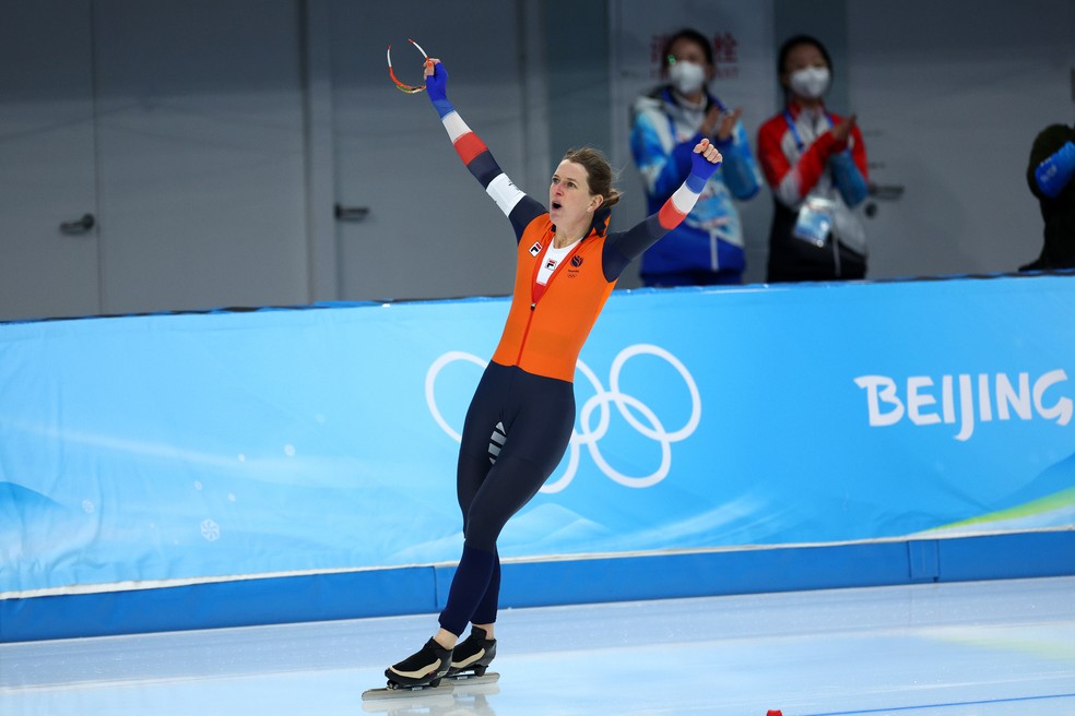 Ireen Wüst quebra recorde na patinação com ouro em cinco Olimpíadas seguidas