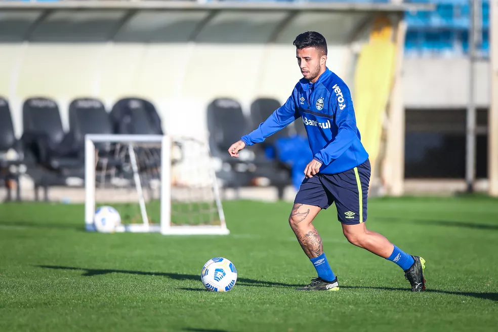 Grêmio receberá mais R$ 30 milhões de clube italiano por Matheus Henrique