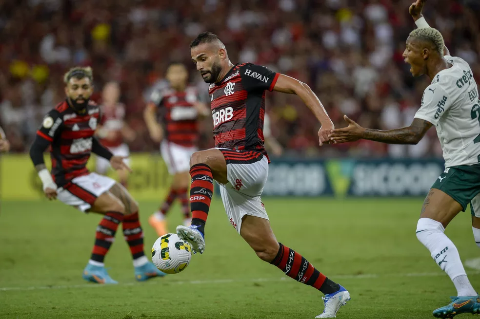 contra peso-pesado, Paulo Sousa faz Flamengo ser dominante com o “bloco dos recuperados”