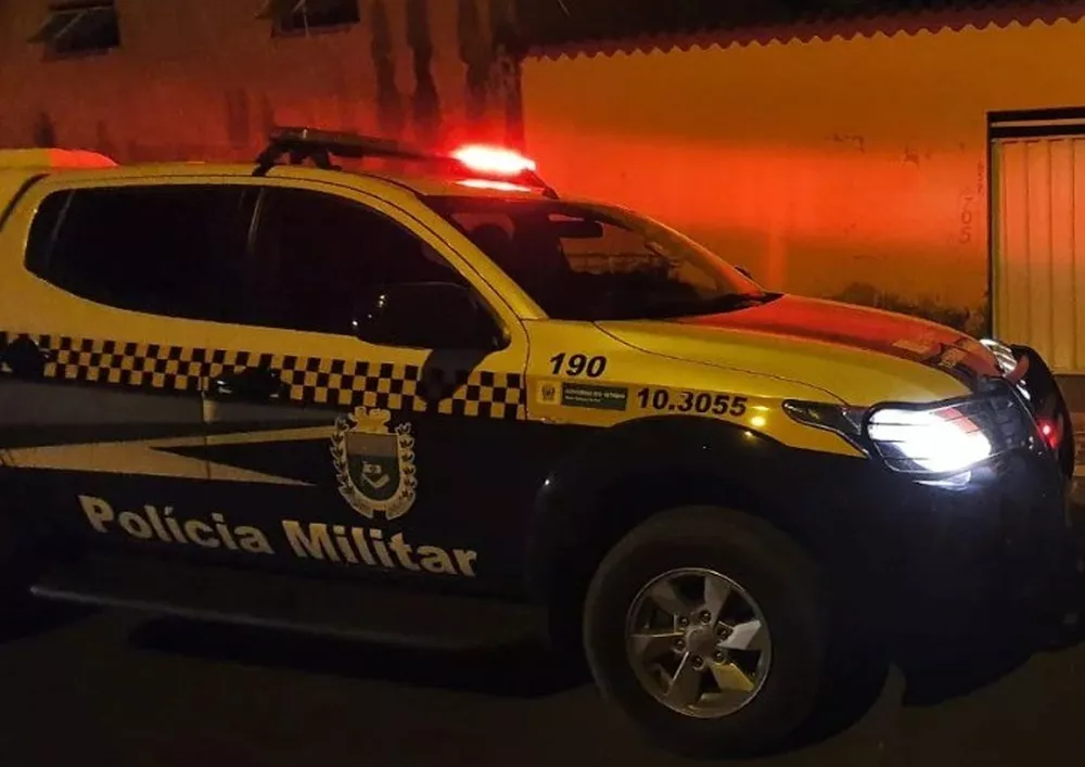 Homem agride mãe idosa por causa de par de tênis em MS, diz polícia