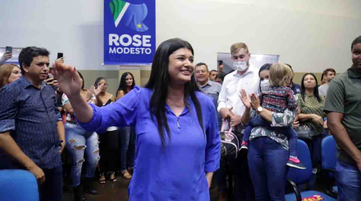 Convenções começam a partir de 4ª e semana terá oficializações de Rose Modesto e PSB em MS