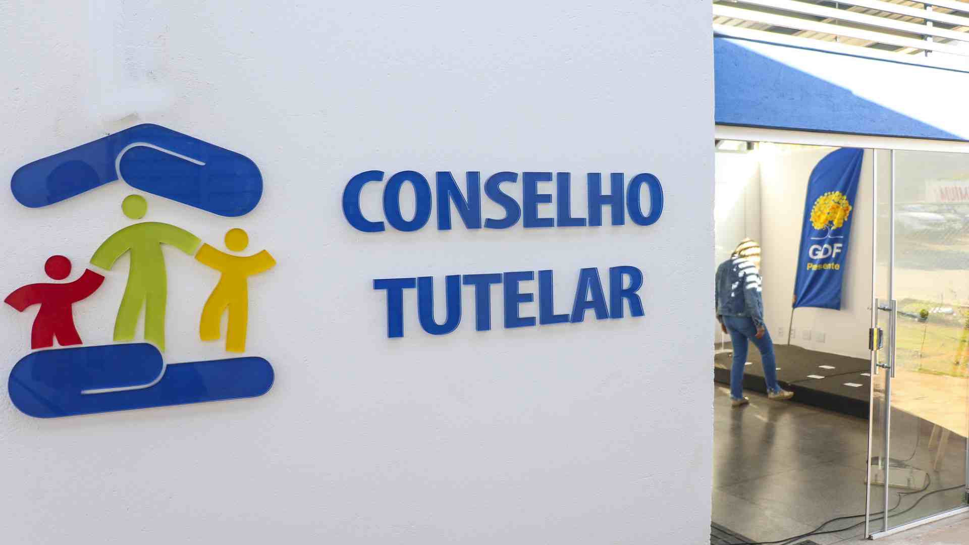 Prefeitura avalia gastos para encaminhar projeto de criação de Conselhos Tutelares