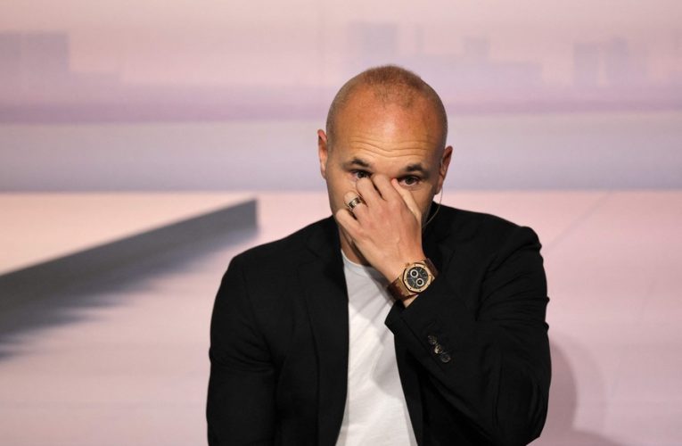 Ídolo do Barcelona, Iniesta anuncia aposentadoria do futebol: ‘Essa etapa acabou’