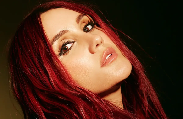 EXCLUSIVO: NOVO SINGLE DE DULCE MARIA SERÁ UMA REGRAVAÇÃO COM CANTOR ESPANHOL